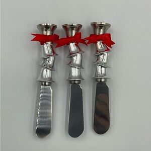Boston Warehouse Silver Bells Spreaders/Knife Set